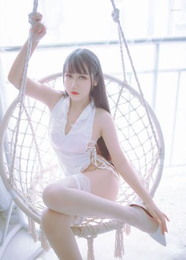 关之琳