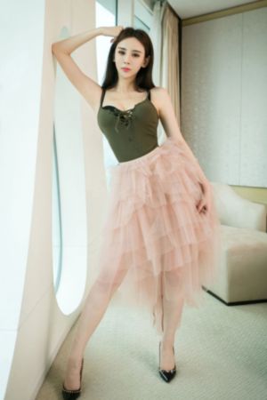 花吃了那女孩